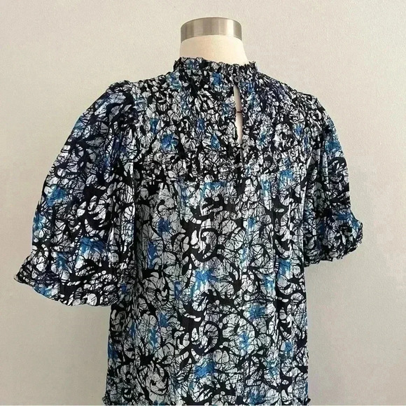 Love The Label Lillian Puffed Sleeve Dress Blue Pattern Sz S - Picture 10 of 11